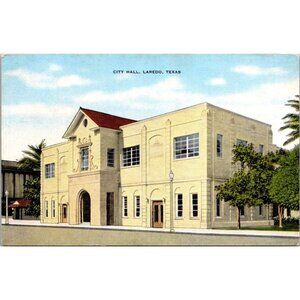 Vintage Postcard – City Hall Laredo Texas – Natural Color – E.C. Kropp Co. – Sta